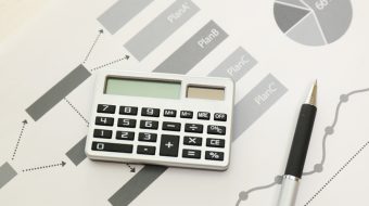 コールセンターのサービスを委託する運営代行業者の料金体系とは？